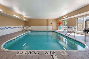 Comfort Suites Terre Haute University Area
