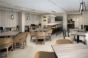 Holiday Inn Express Boston North-Woburn, an IHG Hotel