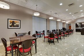 Drury Inn & Suites St Joseph