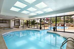 Embassy Suites by Hilton Detroit Metro Airport