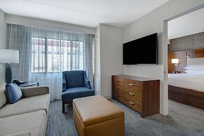 Embassy Suites by Hilton Detroit Metro Airport