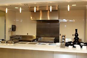 Embassy Suites by Hilton Detroit Metro Airport