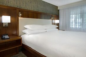 Embassy Suites by Hilton Detroit Metro Airport