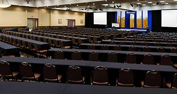 Bismarck Hotel and Conference Center