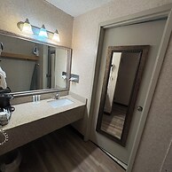 Bismarck Hotel and Conference Center