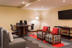 Four Points by Sheraton Milwaukee Airport