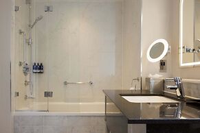 The Caledonian Edinburgh, Curio Collection by Hilton