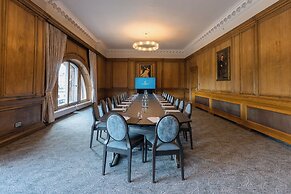 The Caledonian Edinburgh, Curio Collection by Hilton