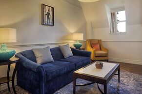The Caledonian Edinburgh, Curio Collection by Hilton