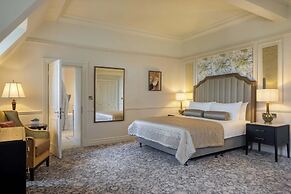 The Caledonian Edinburgh, Curio Collection by Hilton