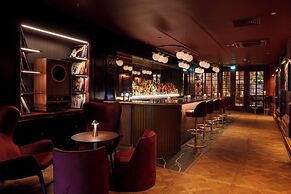 The Caledonian Edinburgh, Curio Collection by Hilton