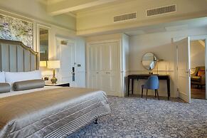 The Caledonian Edinburgh, Curio Collection by Hilton