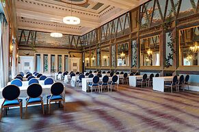 The Caledonian Edinburgh, Curio Collection by Hilton