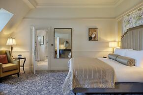 The Caledonian Edinburgh, Curio Collection by Hilton
