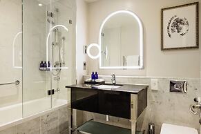 The Caledonian Edinburgh, Curio Collection by Hilton