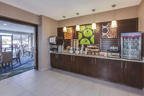 La Quinta Inn & Suites by Wyndham Philadelphia Airport