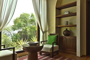 Al Bustan Palace, a Ritz-Carlton Hotel