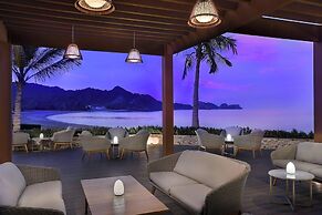 Al Bustan Palace, a Ritz-Carlton Hotel