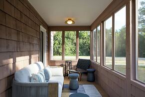 Dearborn Inn, Autograph Collection