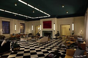 Dearborn Inn, Autograph Collection