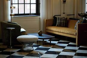 Dearborn Inn, Autograph Collection