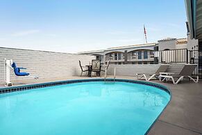 Baymont by Wyndham Kingman