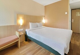B&B HOTEL Le Mans Centre Cathédrale