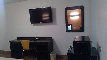 Motel 6 Clovis, NM