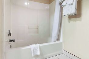 Quality Inn Hays I-70