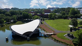 DoubleTree Suites by Hilton Charlotte - SouthPark