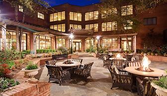 DoubleTree Suites by Hilton Charlotte - SouthPark