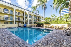 Quality Inn Palm Beach International Airport