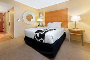 La Quinta Inn & Suites by Wyndham Coral Springs South