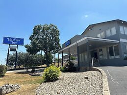 HillView Inn