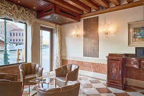 Santa Chiara Hotel