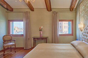 Santa Chiara Hotel