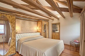 Santa Chiara Hotel