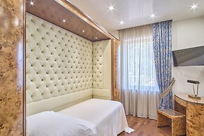 Santa Chiara Hotel