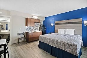 Blue Wave Inn