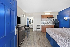 Blue Wave Inn
