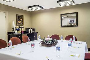 Days Inn by Wyndham Westminster