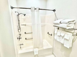 Baymont by Wyndham Richmond I-70