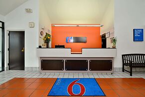 Motel 6 Plano, TX - West - Frisco