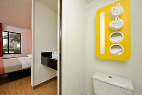 Motel 6 Plano, TX - West - Frisco