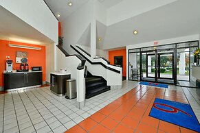 Motel 6 Plano, TX - West - Frisco