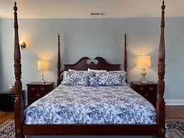 17Hundred90 Inn and Restaurant