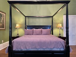 17Hundred90 Inn and Restaurant