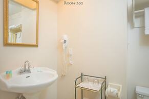 17Hundred90 Inn and Restaurant