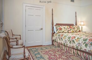 17Hundred90 Inn and Restaurant