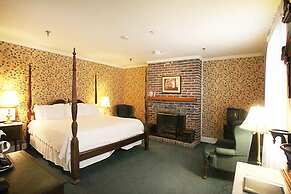 17Hundred90 Inn and Restaurant